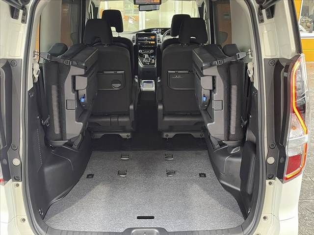 NISSAN SERENA  WG 2022 Image 31