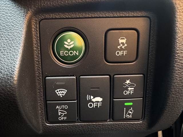 HONDA VEZEL HYBRID 2016 Image 31