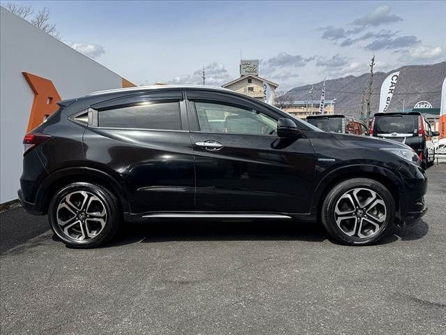HONDA VEZEL HYBRID 2016 Image 31