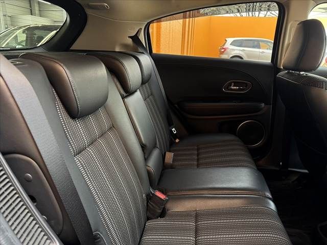 HONDA VEZEL HYBRID 2016 Image 31