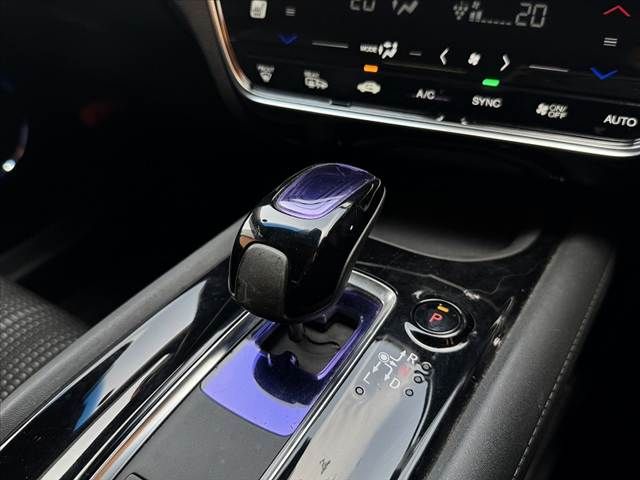 HONDA VEZEL HYBRID 2016 Image 31