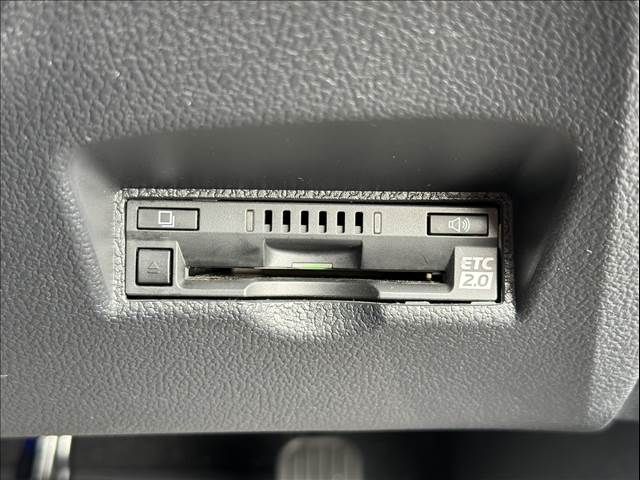 TOYOTA PRIUS 4WD 2021 Image 31