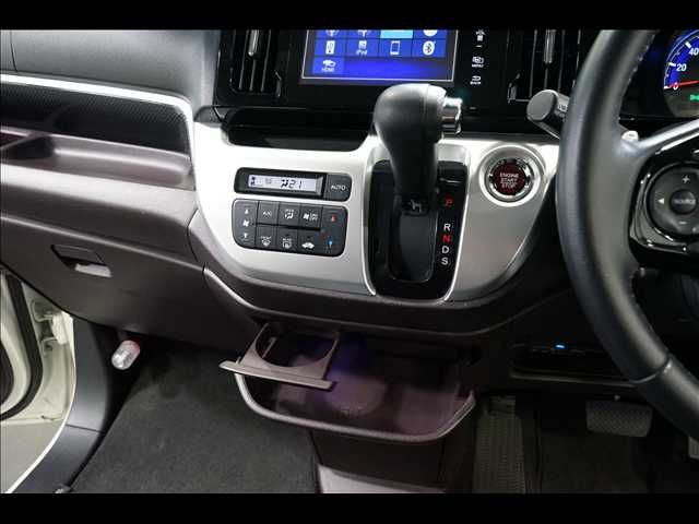 HONDA N-WGN CUSTOM 2014 Image 31