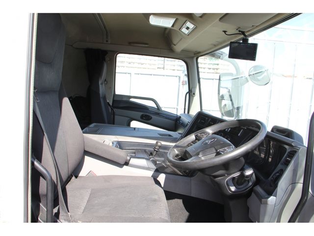 MITSUBISHI FUSOU SUPER GREAT 2019 Image 31