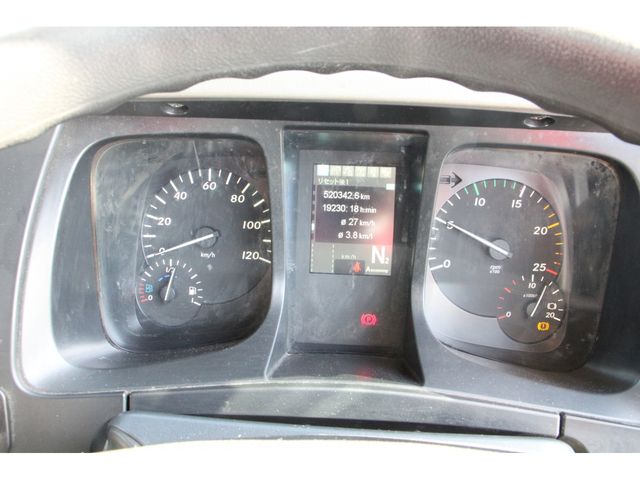 MITSUBISHI FUSOU SUPER GREAT 2019 Image 31