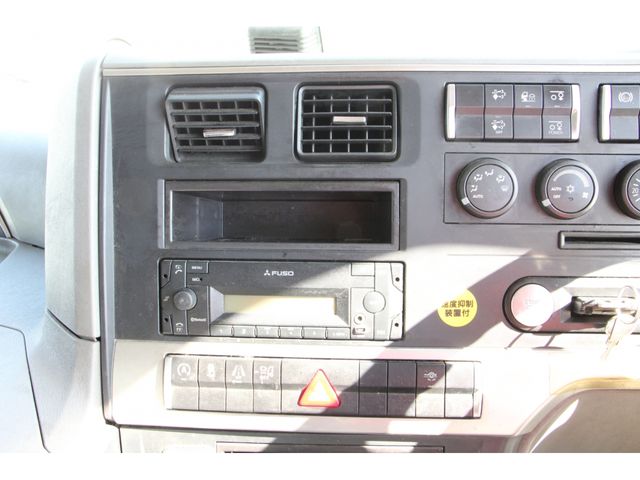 MITSUBISHI FUSOU SUPER GREAT 2019 Image 31