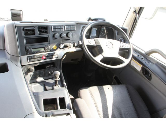 MITSUBISHI FUSOU SUPER GREAT 2019 Image 31