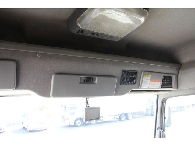 ISUZU GIGA 2014 Image 31