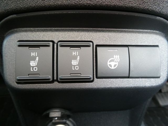 TOYOTA SIENTA HYBRID 2024 Image 31