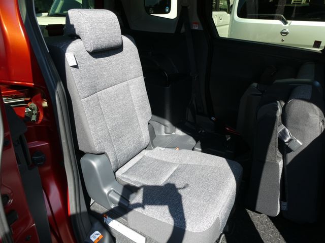 TOYOTA SIENTA HYBRID 2024 Image 31