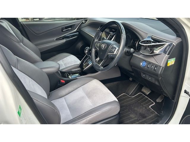 TOYOTA HARRIER HYBRID 2017 Image 31