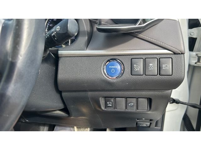 TOYOTA HARRIER HYBRID 2017 Image 31