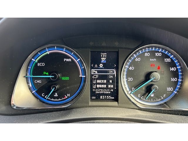 TOYOTA HARRIER HYBRID 2017 Image 31