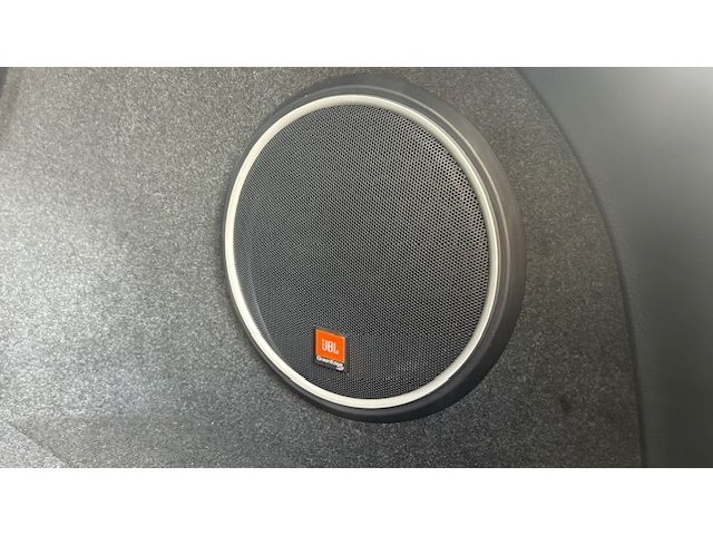 TOYOTA HARRIER HYBRID 2017 Image 31