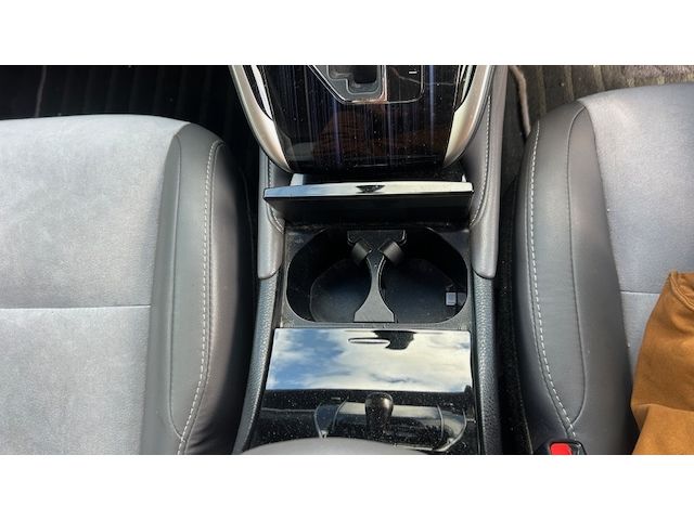 TOYOTA HARRIER HYBRID 2017 Image 31