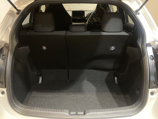 TOYOTA YARIS HYBRID 2026 Image 31