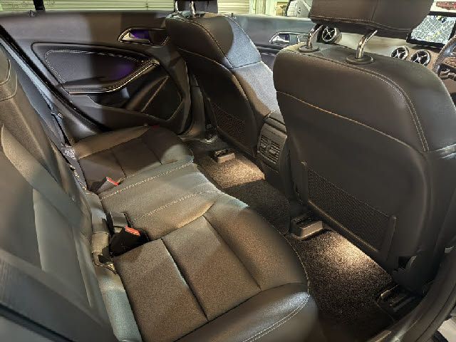 MERCEDES BENZ CLA SH 2018 Image 31