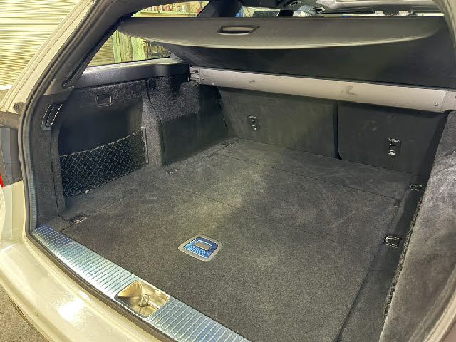 MERCEDES BENZ E CLAS 2014 Image 31