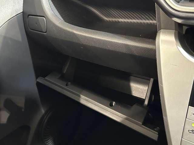 DAIHATSU CAST ACTIVA 2016 Image 31