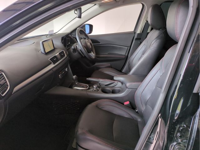 MAZDA AXELA SEDAN 2016 Image 31