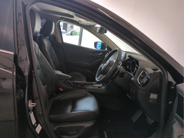 MAZDA AXELA SEDAN 2016 Image 31