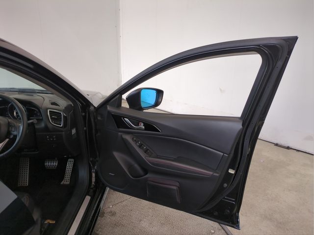 MAZDA AXELA SEDAN 2016 Image 31