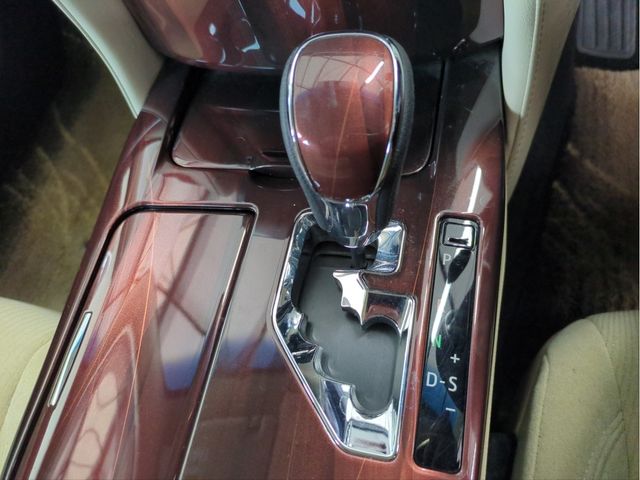 TOYOTA CROWN SEDAN 2014 Image 31