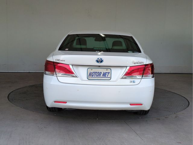 TOYOTA CROWN SEDAN 2014 Image 31