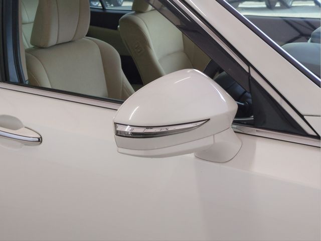 TOYOTA CROWN SEDAN 2014 Image 31