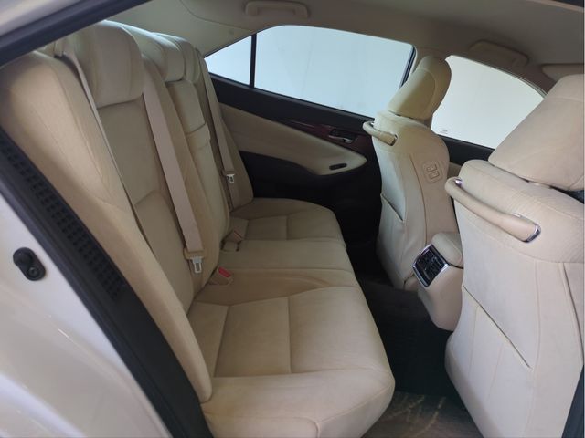 TOYOTA CROWN SEDAN 2014 Image 31