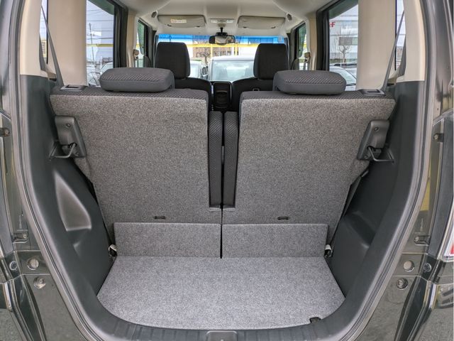 HONDA N BOX 2015 Image 31