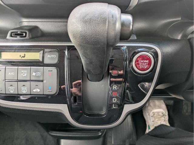 HONDA N BOX 2015 Image 31