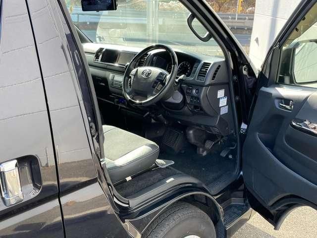 TOYOTA HIACE VAN 2WD 2020 Image 31