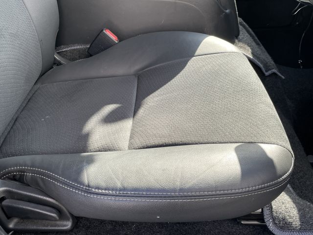 TOYOTA HIACE VAN 2WD 2020 Image 31