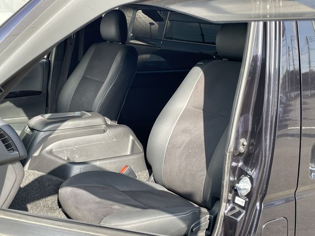 TOYOTA HIACE VAN 2WD 2020 Image 31