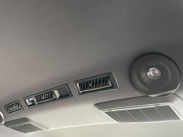 TOYOTA HIACE VAN 2WD 2020 Image 31