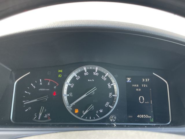 TOYOTA HIACE VAN 2WD 2020 Image 31