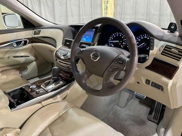 NISSAN FUGA HYBRID 2014 Image 31