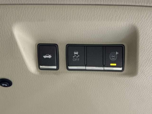 NISSAN FUGA HYBRID 2014 Image 31