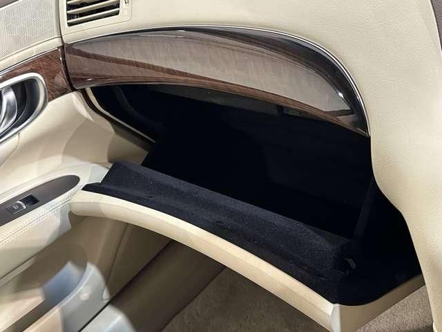 NISSAN FUGA HYBRID 2014 Image 31