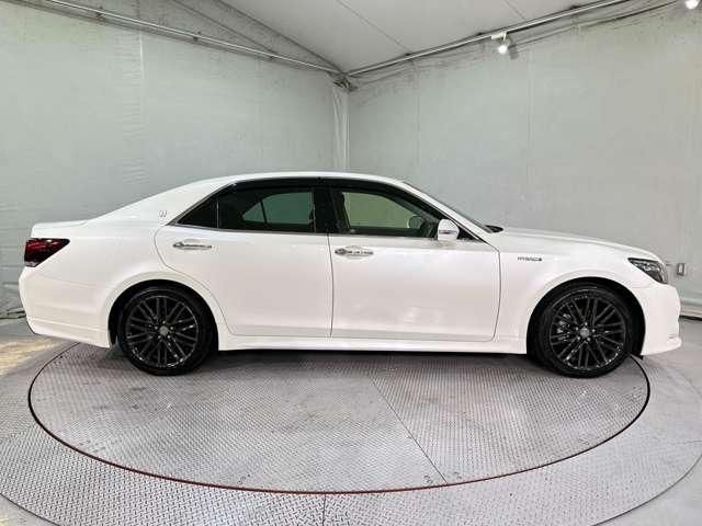 TOYOTA CROWN SEDAN 2015 Image 31