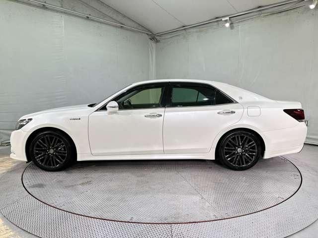 TOYOTA CROWN SEDAN 2015 Image 31