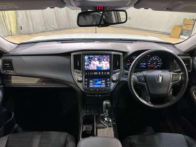 TOYOTA CROWN SEDAN 2015 Image 31