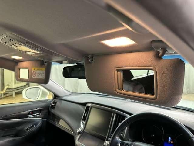 TOYOTA CROWN SEDAN 2015 Image 31