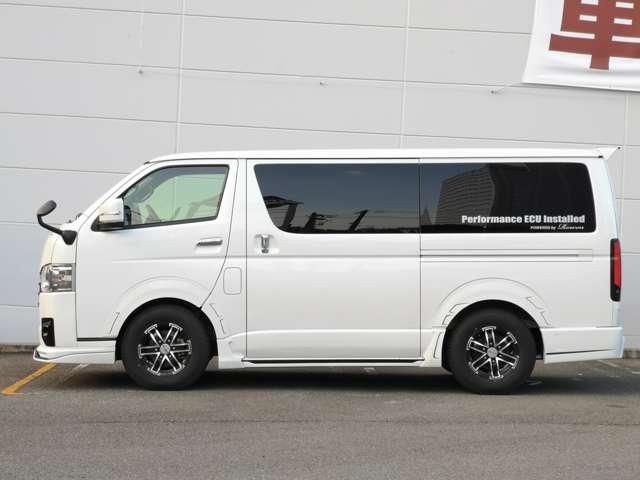 TOYOTA HIACE VAN 2WD 2024 Image 31