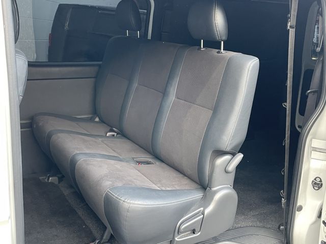 TOYOTA HIACE VAN 2WD 2024 Image 31
