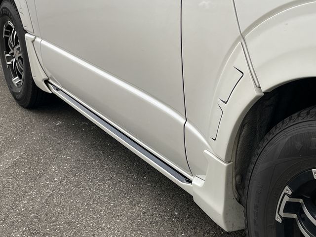 TOYOTA HIACE VAN 2WD 2024 Image 31