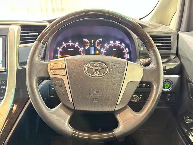 TOYOTA VELLFIRE 2013 Image 31