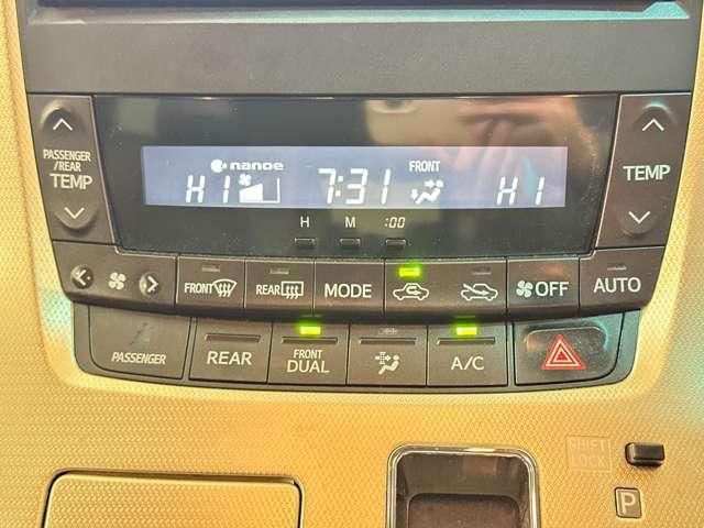 TOYOTA VELLFIRE 2013 Image 31