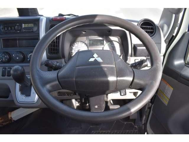 MITSUBISHI CANTER 2018 Image 31